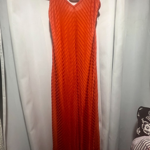 Victoria’s Secret Collection Red Orange Maxi Dress | Chevron Knit V-Neck Medium - Picture 4 of 7